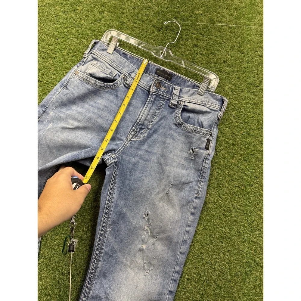 Silver Jeans shop confidence